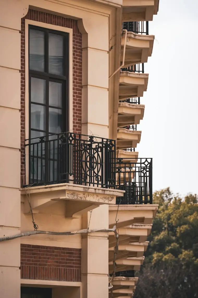Balkon Korkuluğu Modelleri — Klasik ferforje balkon korkulukları