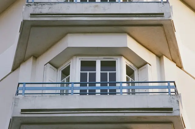 Yatay Lama Minimal Korkuluk — benzer uygulama örneği
